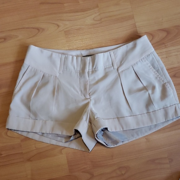 Express Pants - Express tan lined dressy shorts